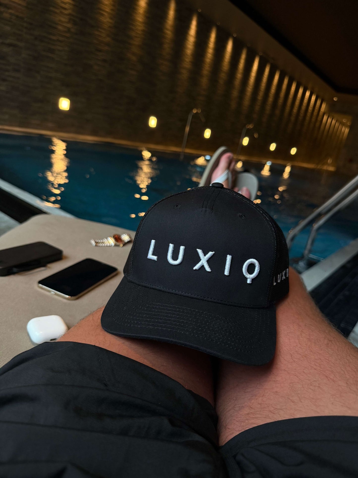 Luxiq 1.0 Cap - Black/White