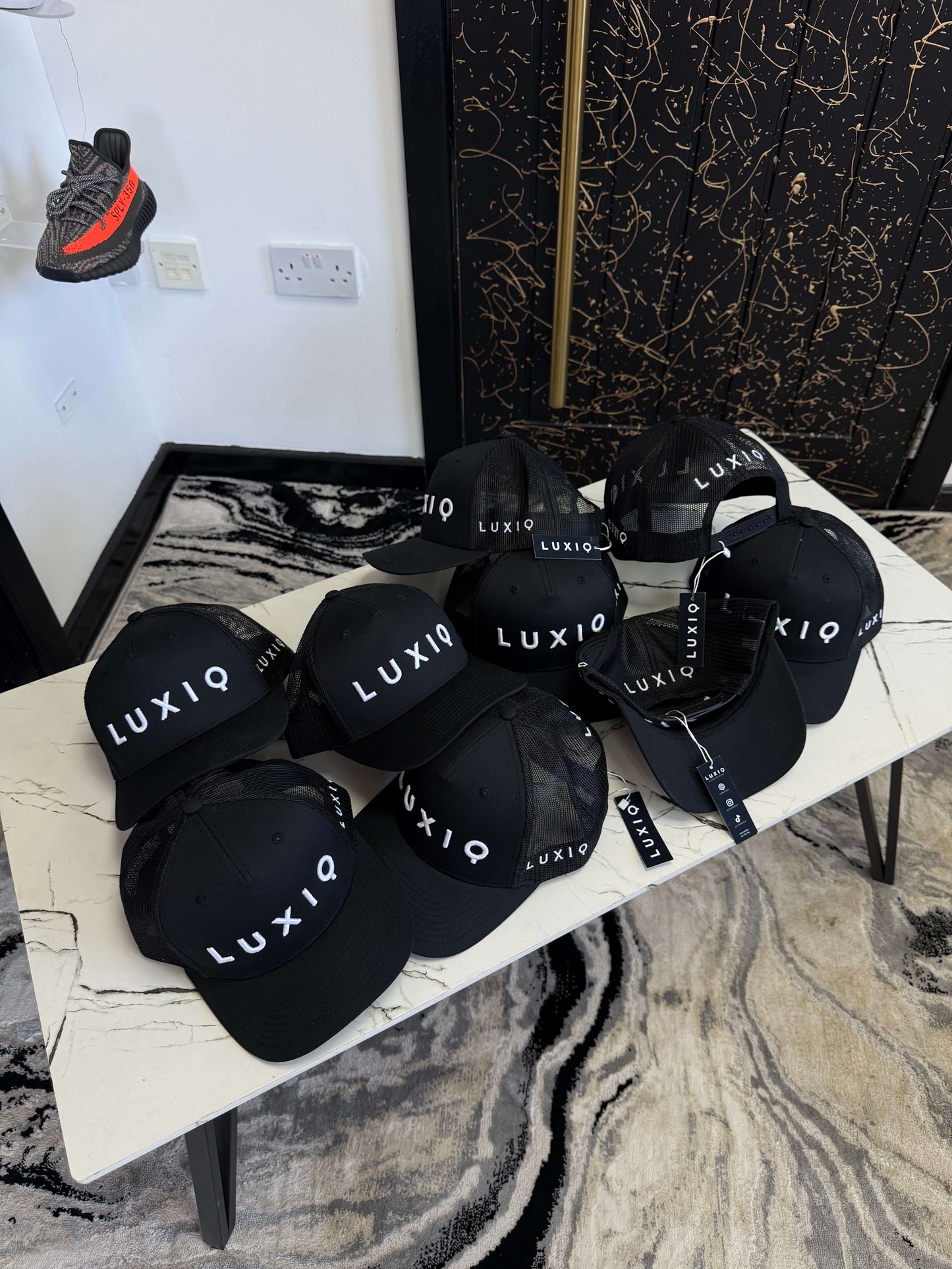 Luxiq 1.0 Cap - Black/White